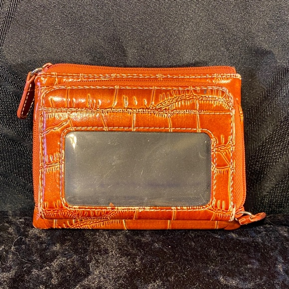 Elegant Brown Crocodile-Embossed Wallet - Picture 1 of 7